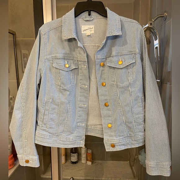 Universal Thread oversized striped denim jacket size S - Picture 1 of 3